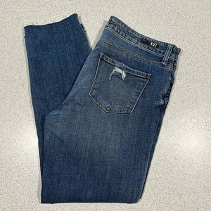 KUT from the KLOTH “REESE” ankle straight leg jean